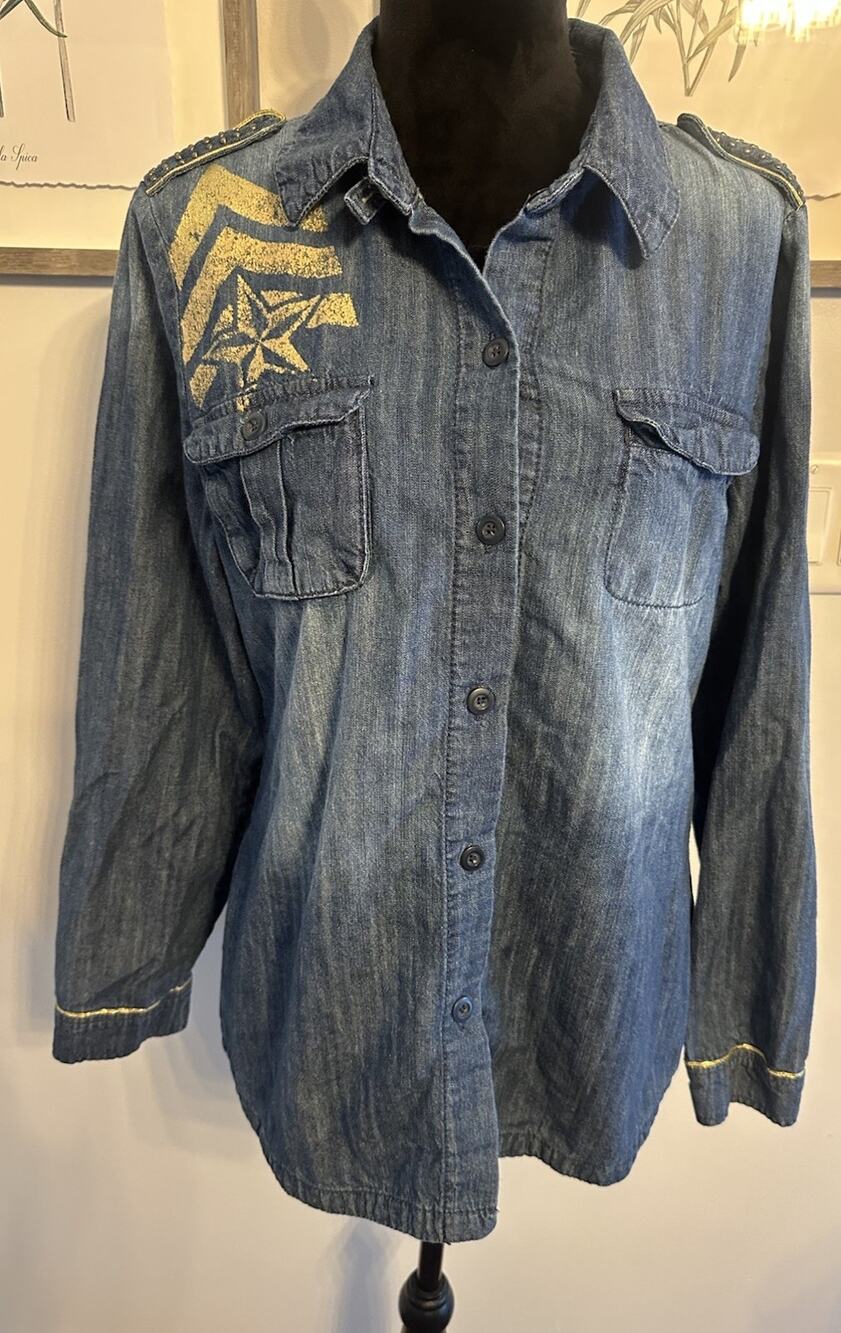 Seven7 Jean Shirt Blue Denim Button Up Women’s XL Gold Military Epaulettes Star